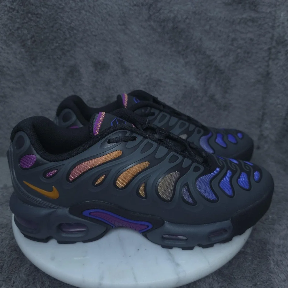 Nike Air Max Plus Shoes Youth Size 6Y Black Orange Sneakers Low Top FV5921-001